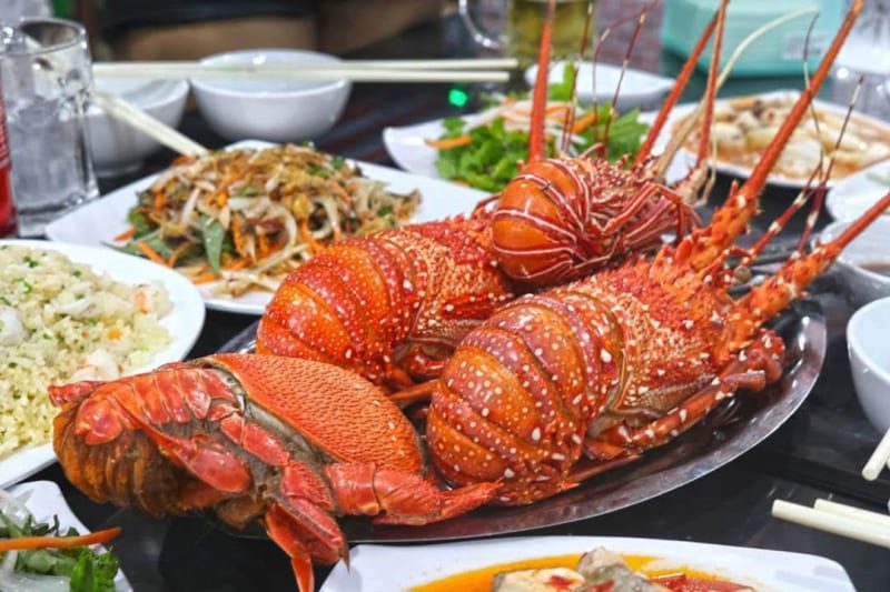 Làng Chài Quán là địa chỉ thưởng thức hải sản tươi ngon tại Phan Thiết     