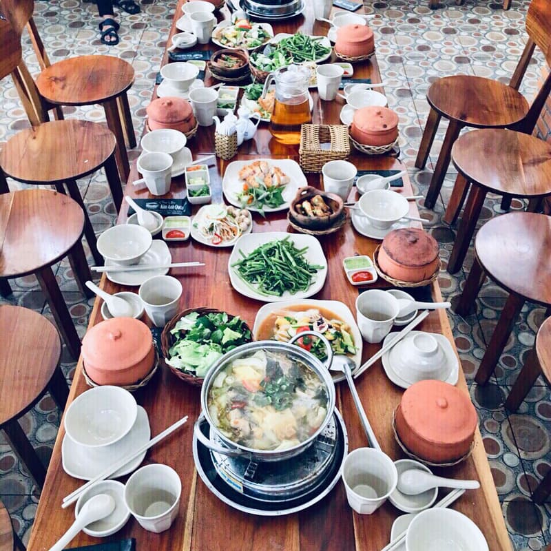 Cơm niêu Kim Anh với món ăn mang đậm truyền thống Việt Nam
