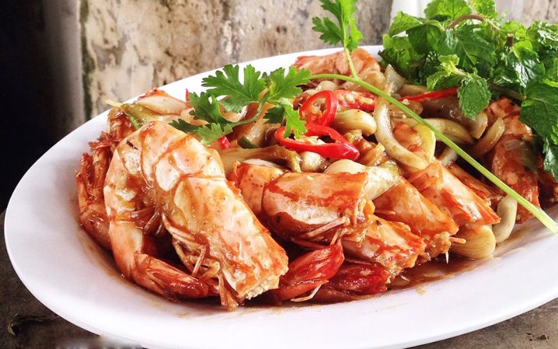 Quán hải sản Bi Bo tại Phan Thiết có nhiều món ăn phục vụ cho du khách